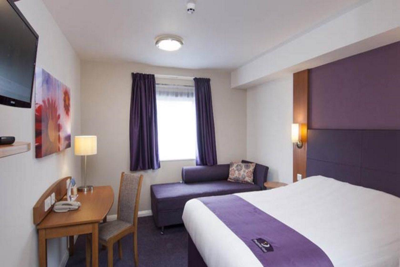 Premier Inn Leicester Fosse Park Exterior photo